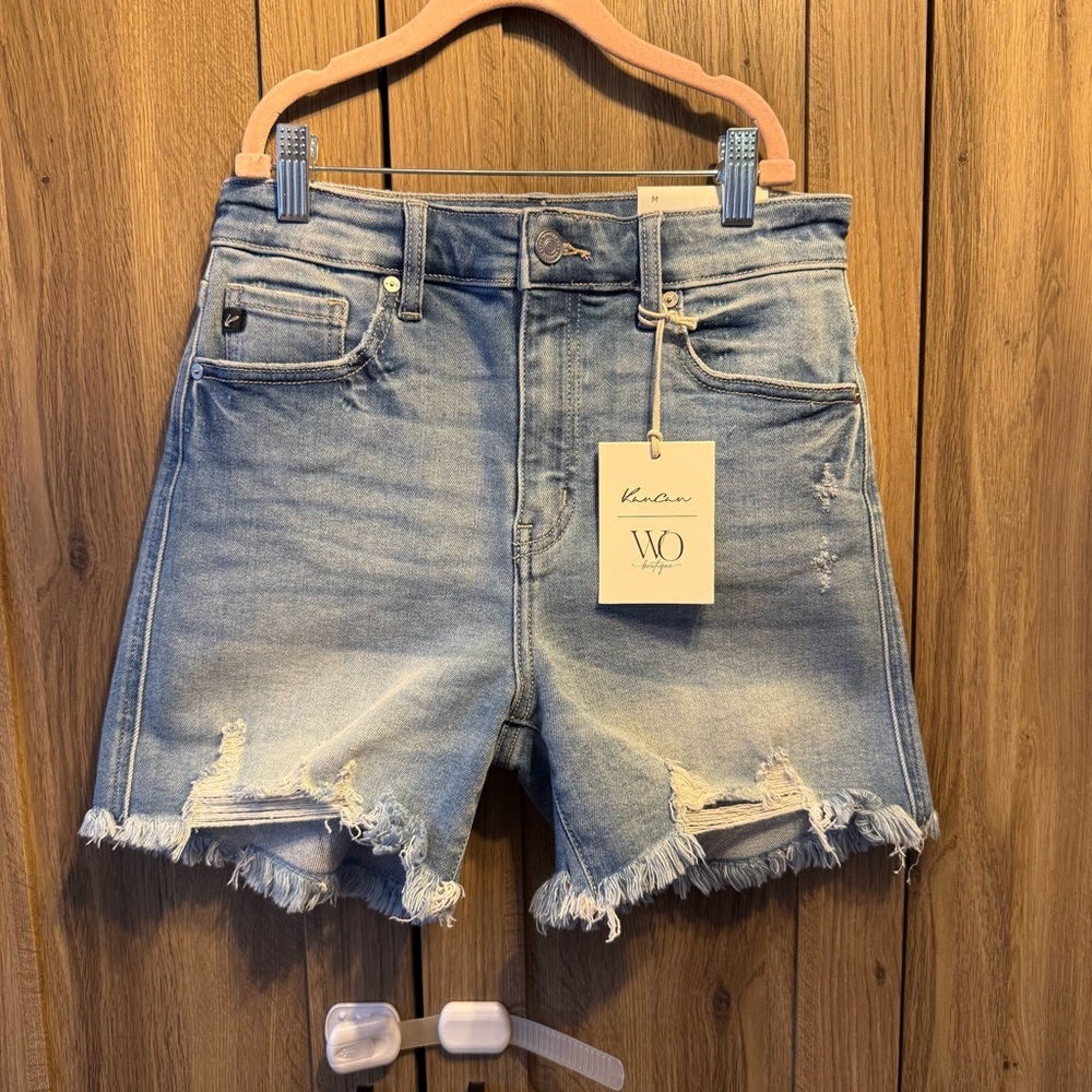 NWT KanCan Konnie High Rise Shorts Size Medium
